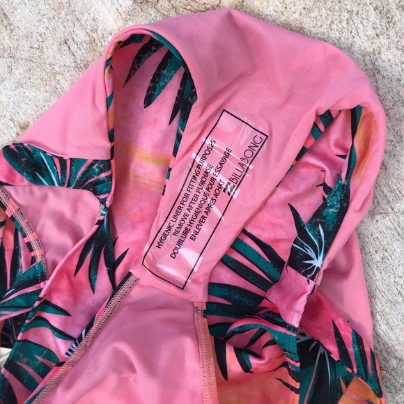 ✨Billabong palm daze one piece swimsuit - Picture 8 of 8